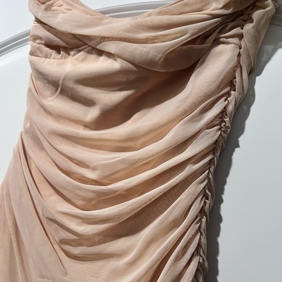 Omo Norma Kamali ruched mesh twist strapless cocktail gown dress - Picture 2 of 6